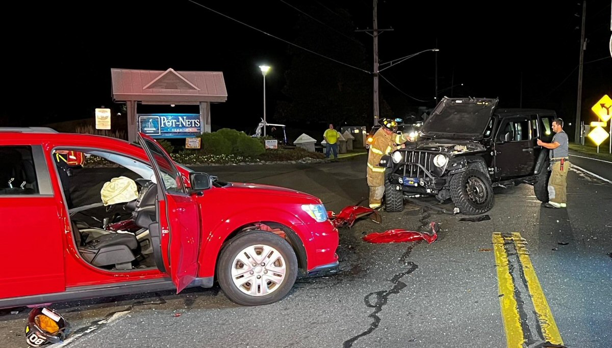 Minor Injuries After Crash At Pot Nets Creekside Entrance Wgmd