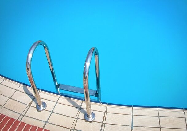 Pool - ladder